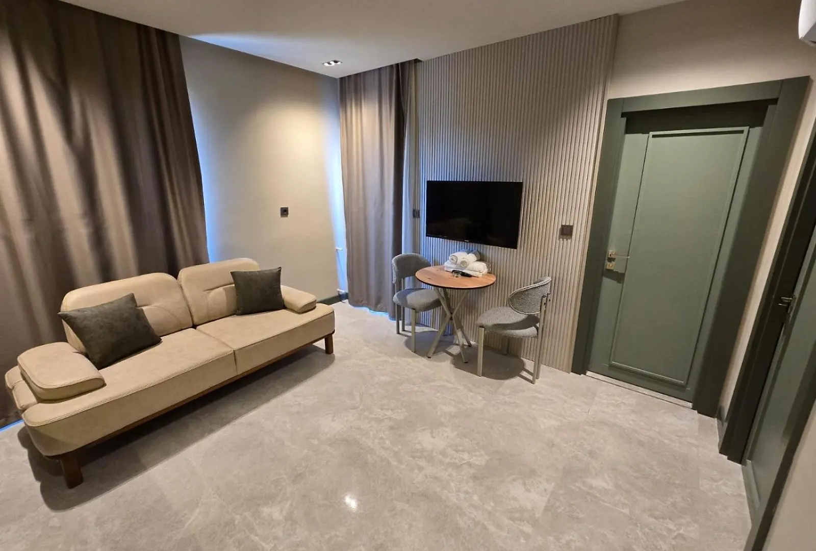 公寓式酒店 Meyde Plus Suite 安塔利亚 土耳其